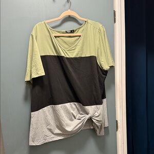 SHEIN Olive Black Gray Knot Hem Top